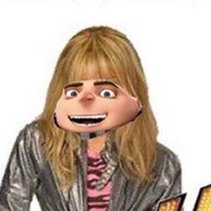 Meet your Posher, Ella